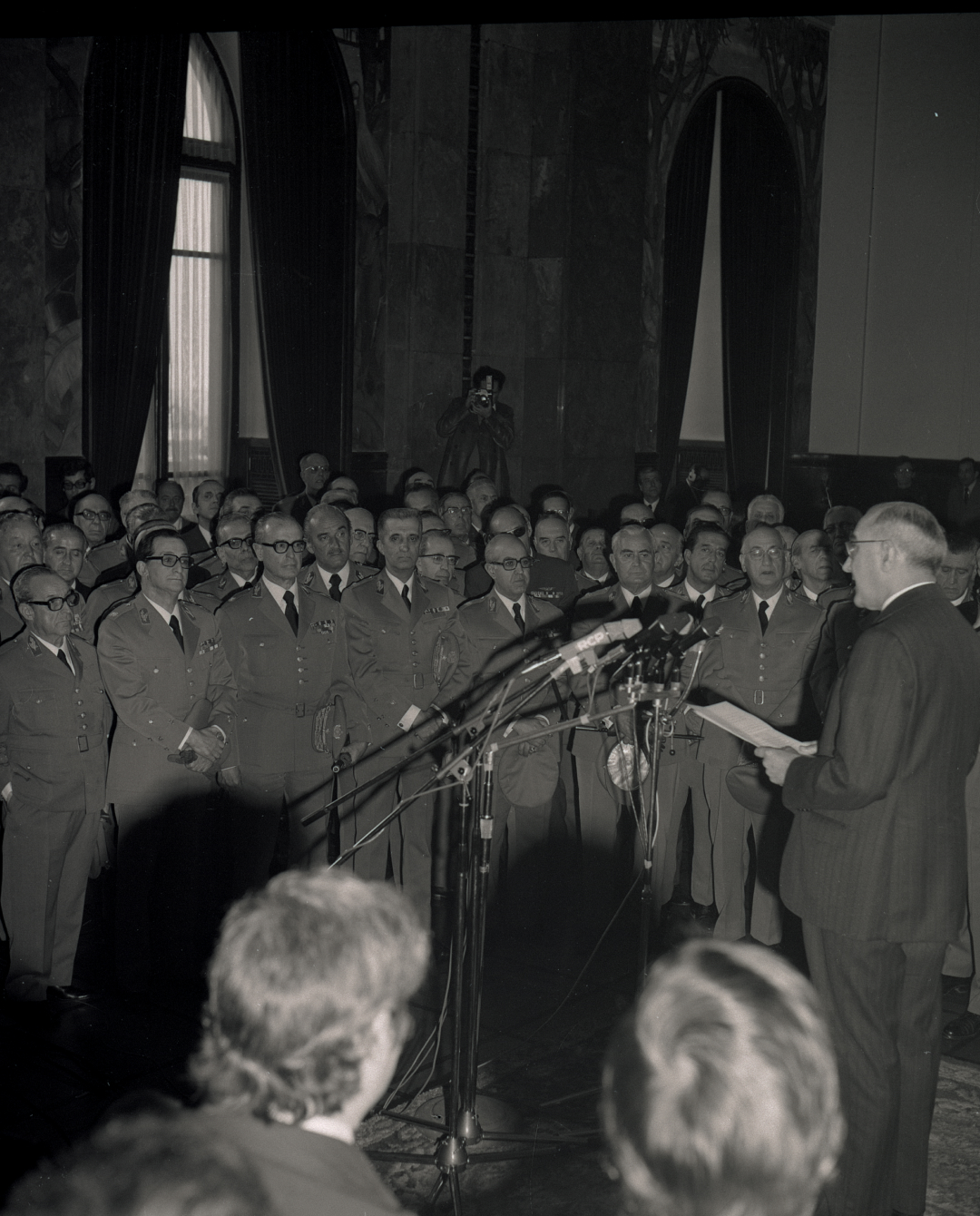 Sessão de apoio dos oficiais generais a Marcello Caetano. 14 de Março de 1974. Arquivo Nacional da Torre do Tombo - Arquivo O Século